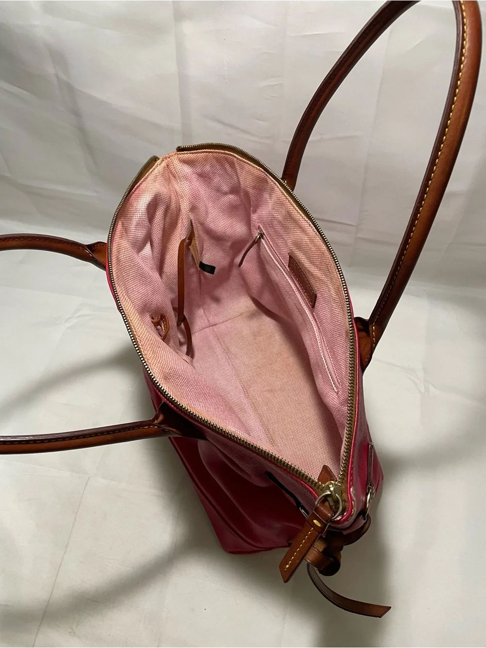 Dooney & Bourke 